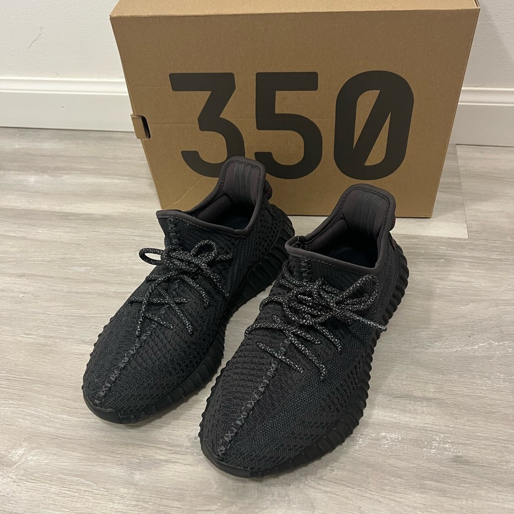 Yeezy 350s size 7 1/2 black